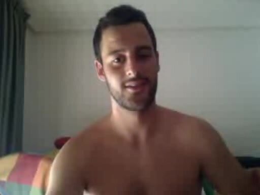 Sweet but hot dude jerking off on cam