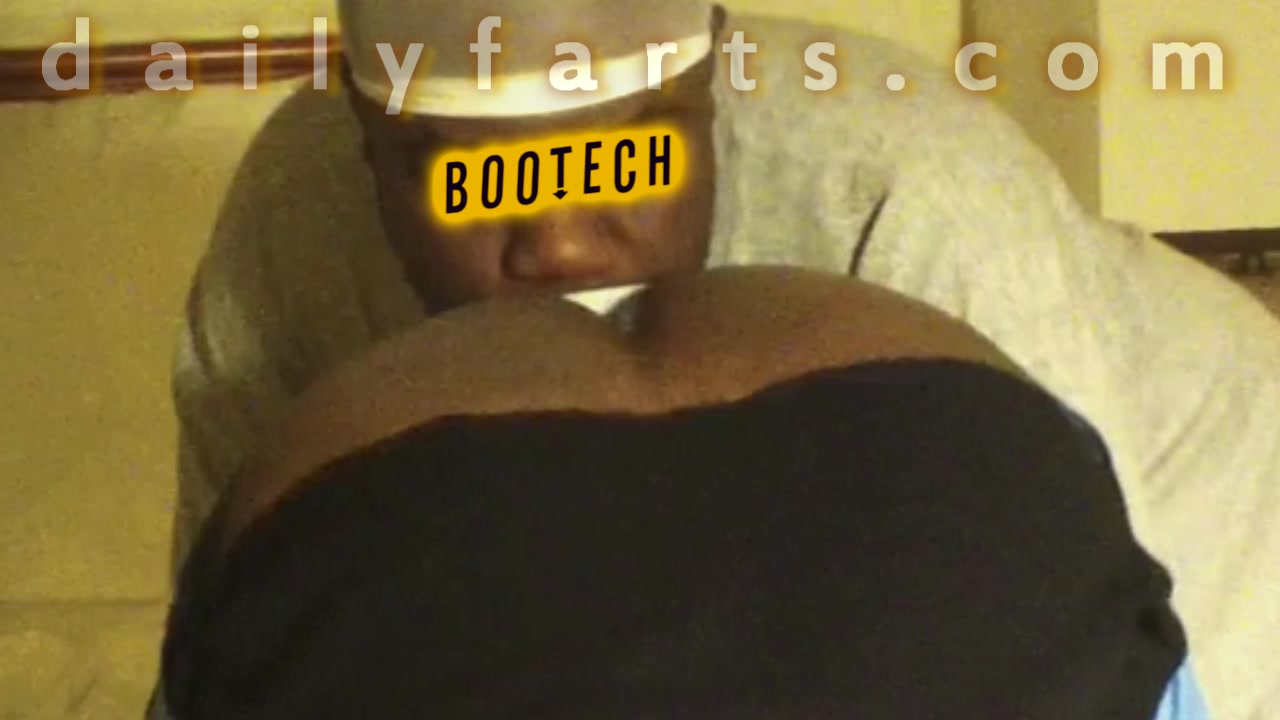 Watch daily farts bootech fart sniffing 28 on ThisVid