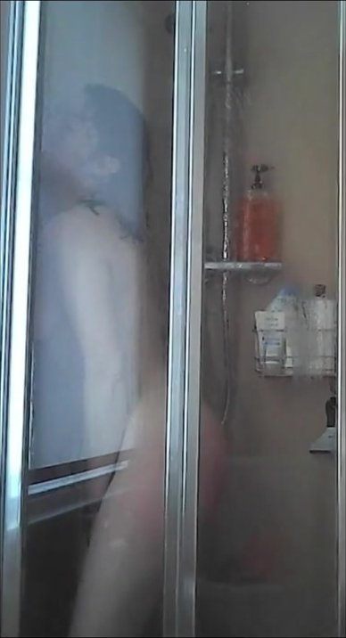 Multi Orgasmic Wife Caught Playing In Shower