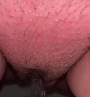 Pissing on toilet. someone lick my pussy please