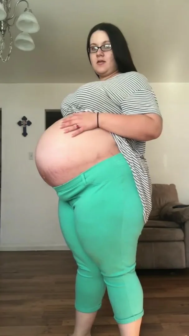 608px x 1080px - Bbw Pregnant With Twins - ThisVid.com