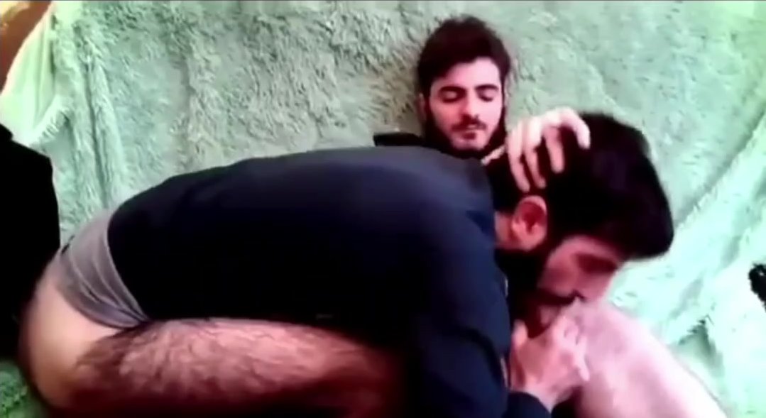 syrian fried suck his friend and eat cum