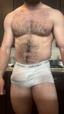 Hot body, great bulge 4