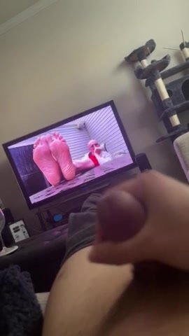 Twink Stroke (2) stroking his boy dick to mature soles