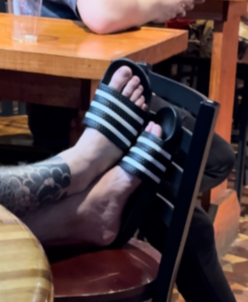 Gorgeous long jock feet and toes