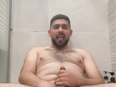 Arab guy - video 36