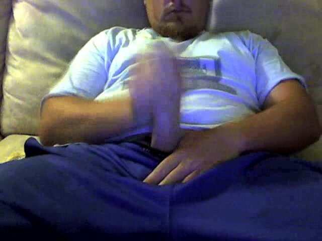 Chubby guy jacks and nuts all over himself