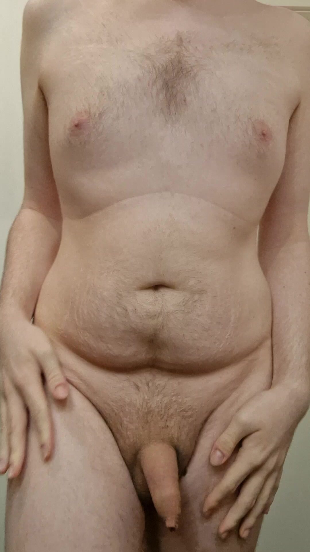 Chubby teen shows body
