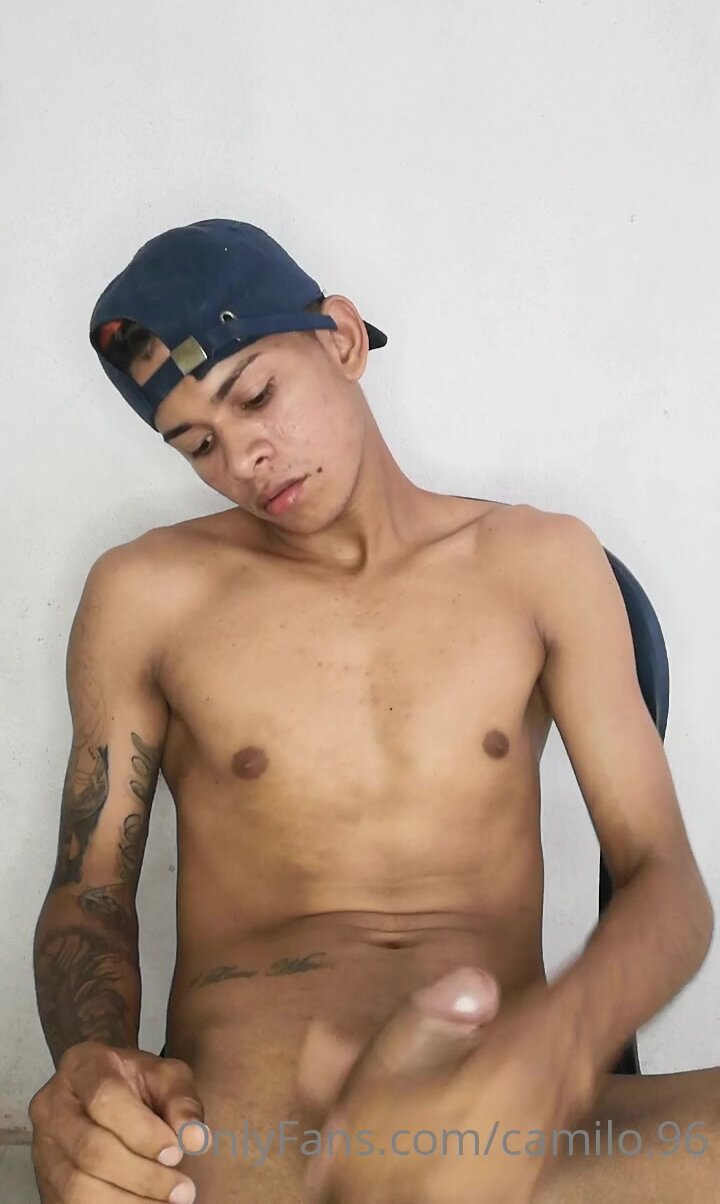 boy cumming - video 4