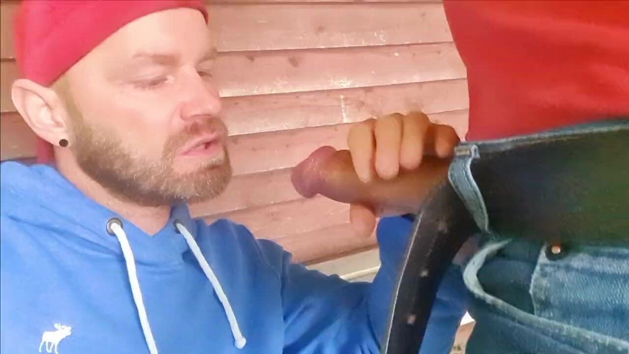 Swallowing A Big Penis
