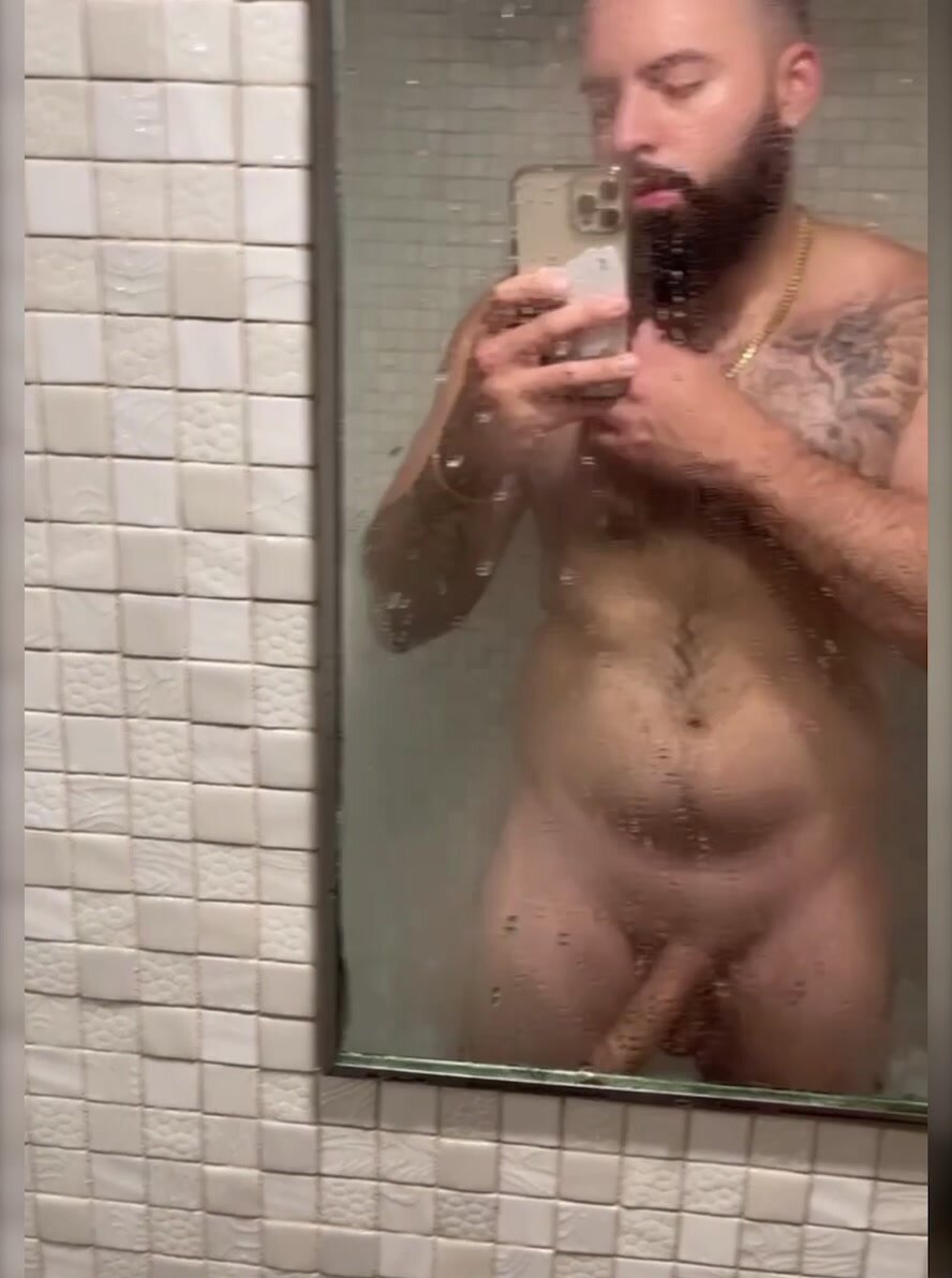 Str8 papi from queens - post shower sexy