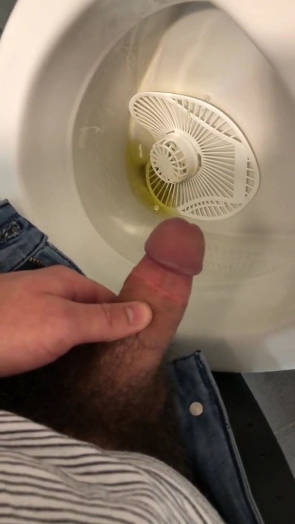 Piss and flush at mall urinal.