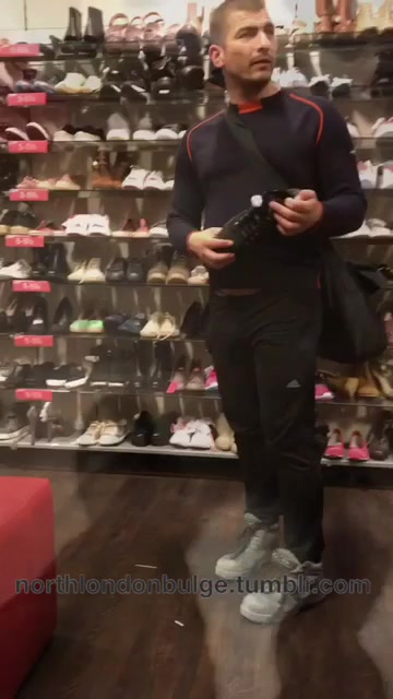 Daddy Bulge 25
