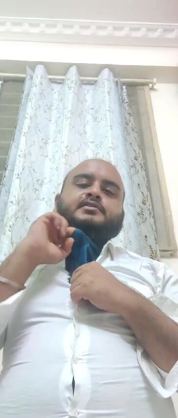 Indian loser rips his clothes