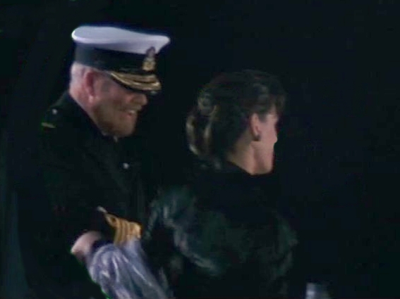ADMIRAL SEDUCED BY FEMALE SPY AND DIES DURING SEX
