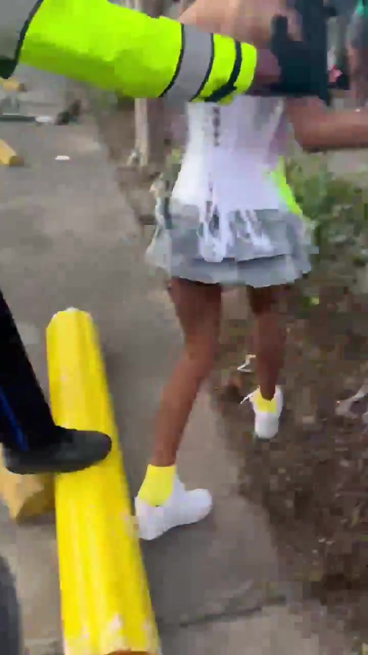 Streetfight in Skirts