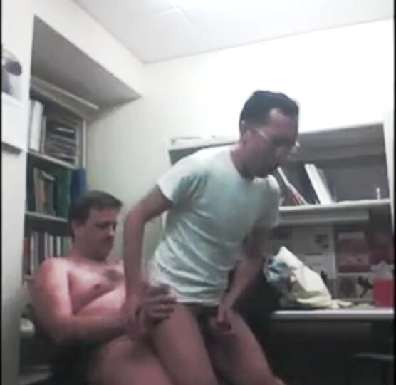 Asian nerd cumslut sucks and is fucked raw by daddy top