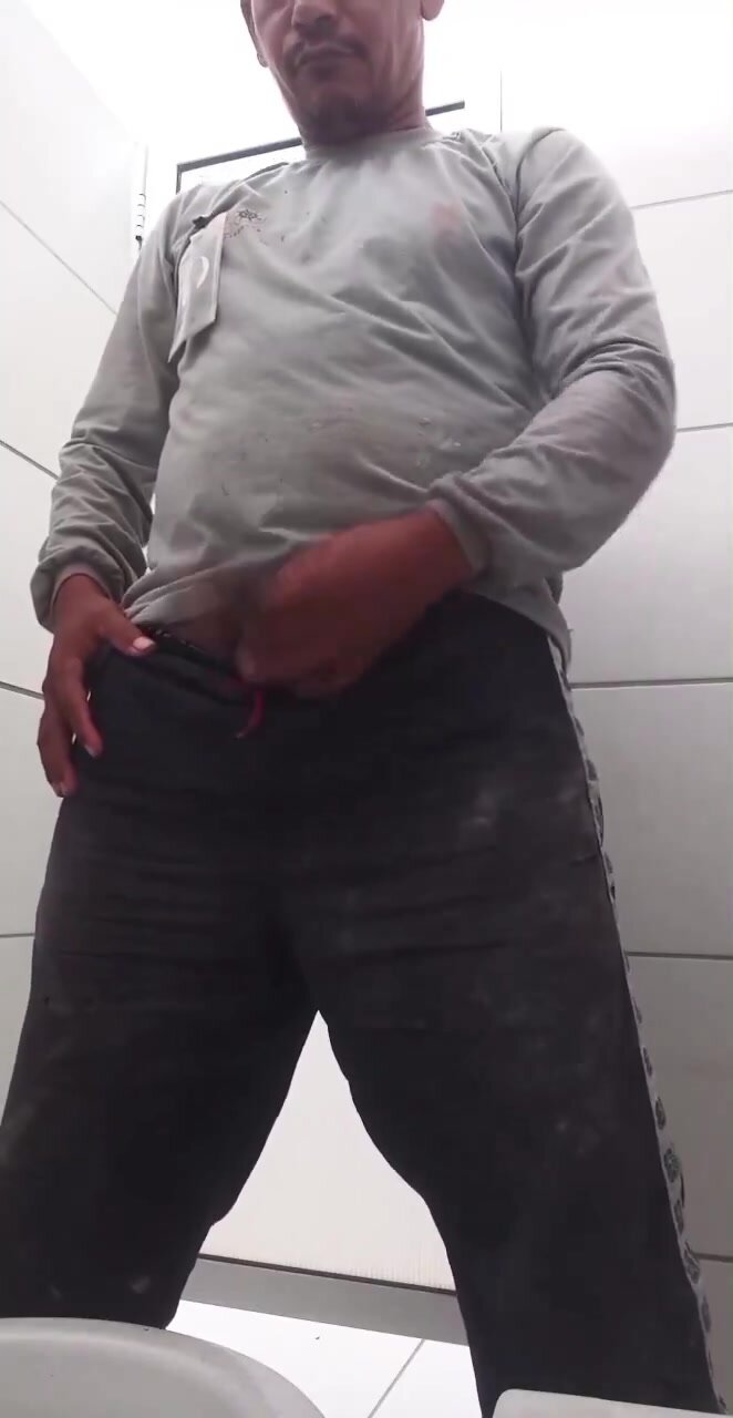 Latino Daddy Showing His Dick And Peeing