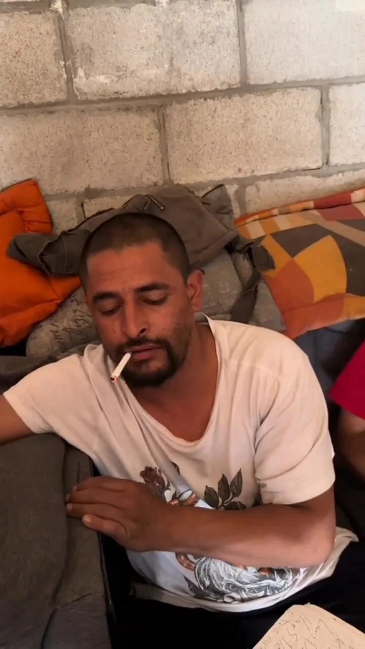 Chacal mexicano fumando - ThisVid.com