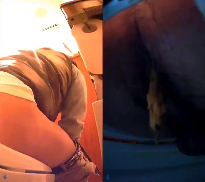 Big ass releasing poop