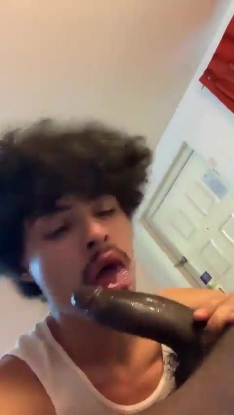 I love blowing his big black dick