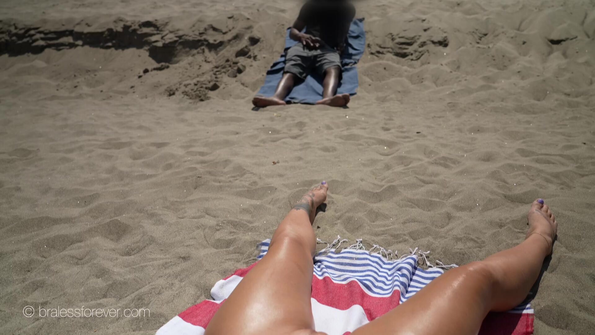 Bringing a hotwife to the beach for BBC