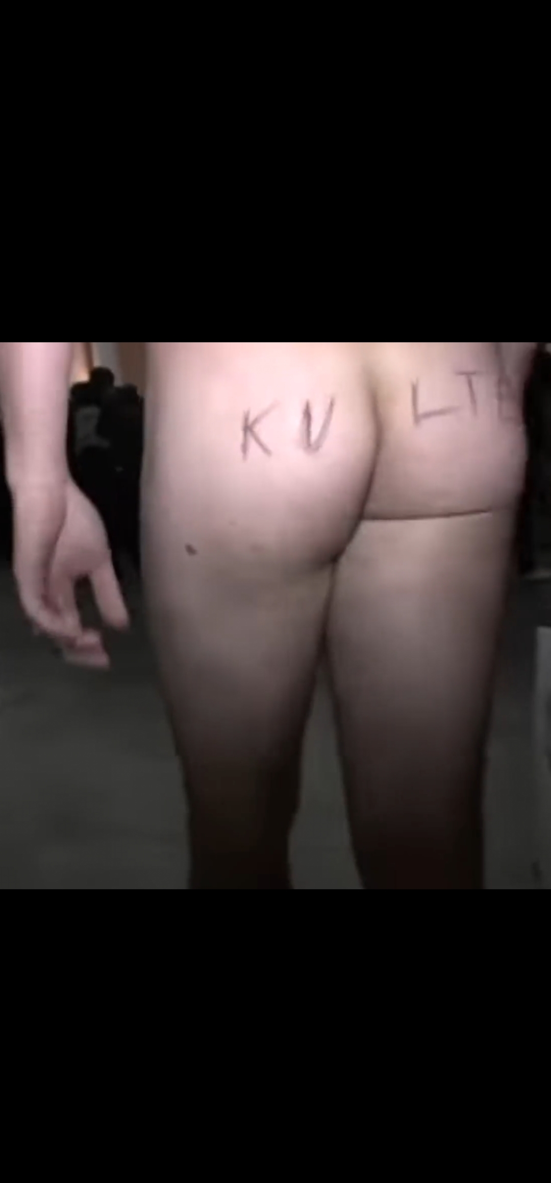 A French Reporter getting Naked Bulgarian Subtitles