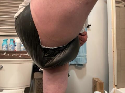 Pooping in my work diaper