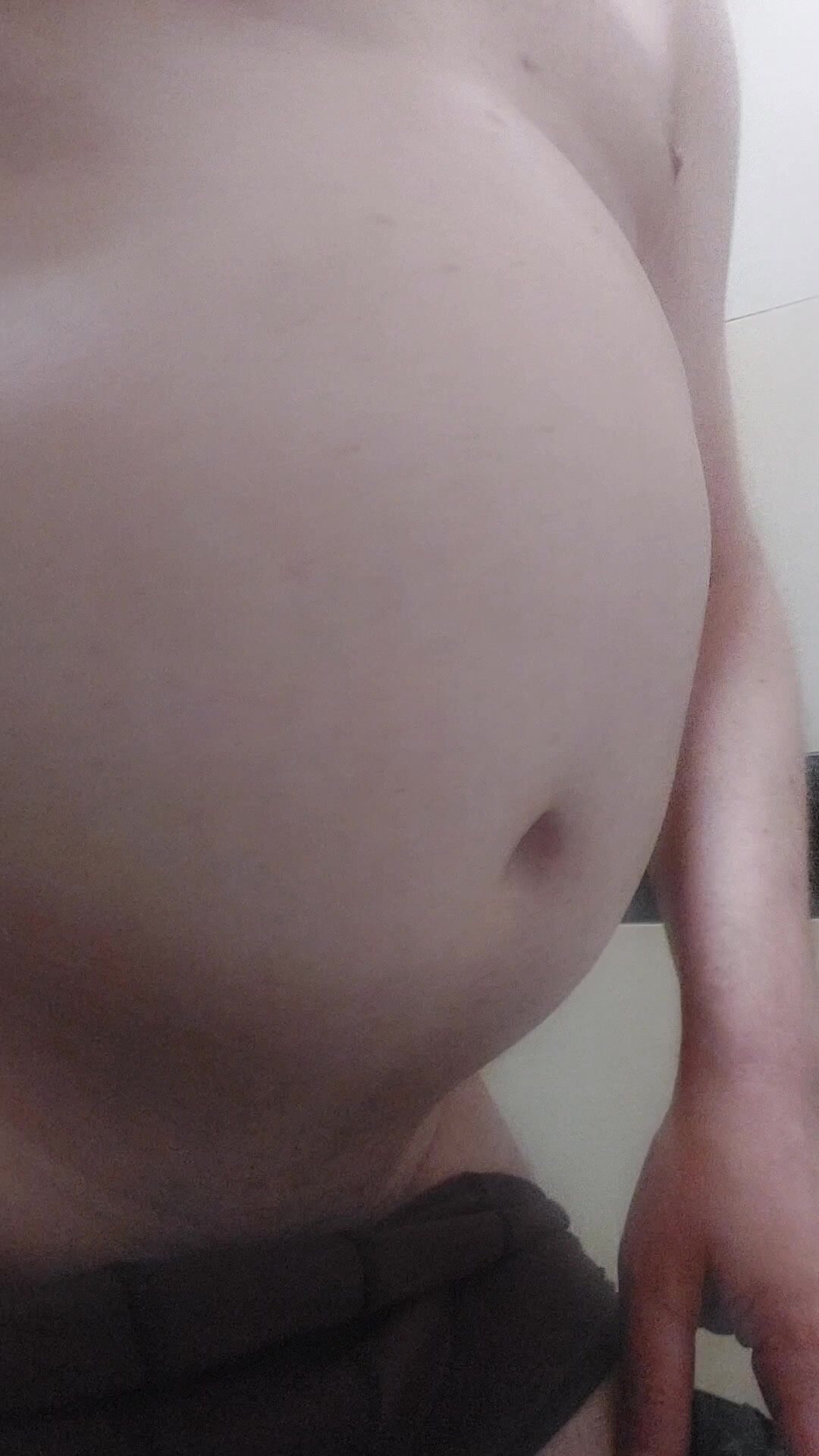 Very constipated and bloated gay bottom straining assho