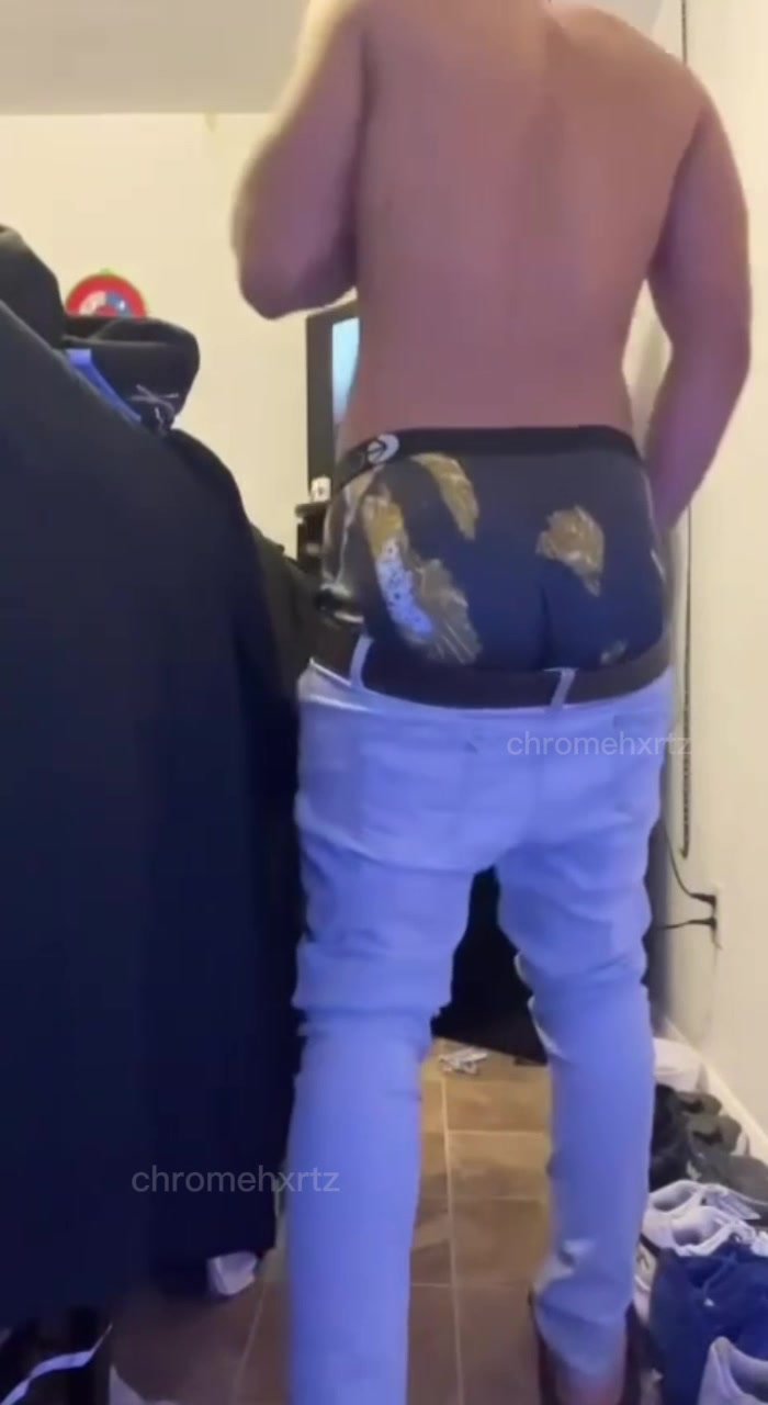 Thick ... Booty - video 4