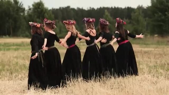 Dancing European Pagan Maidens..