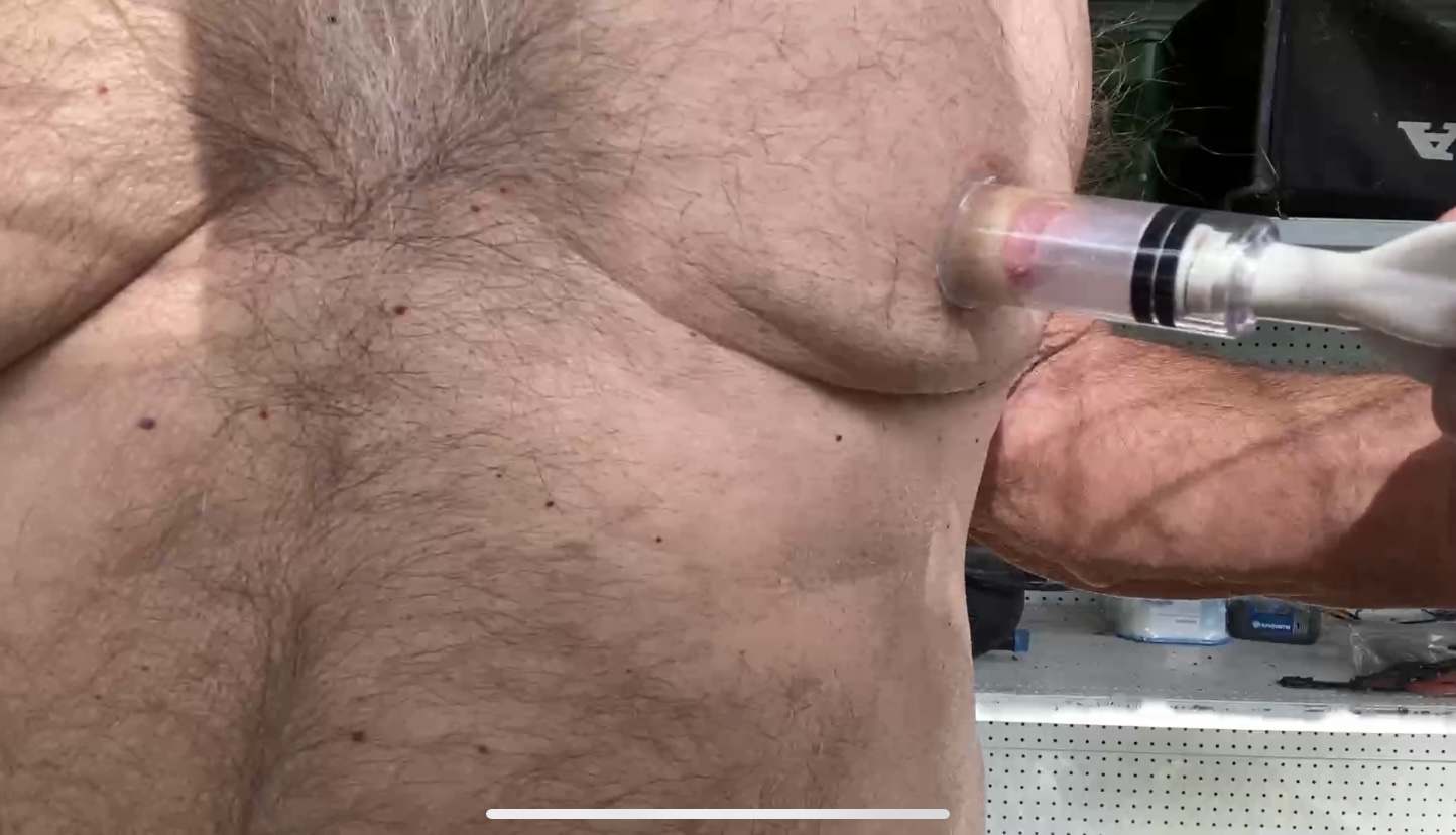 Nipple Suckerd