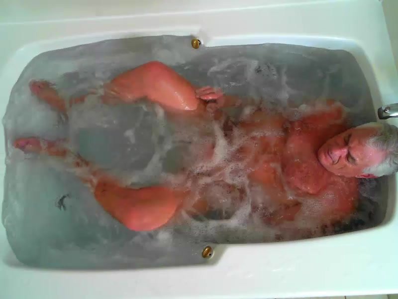 hot dad 24.  silver man in bath