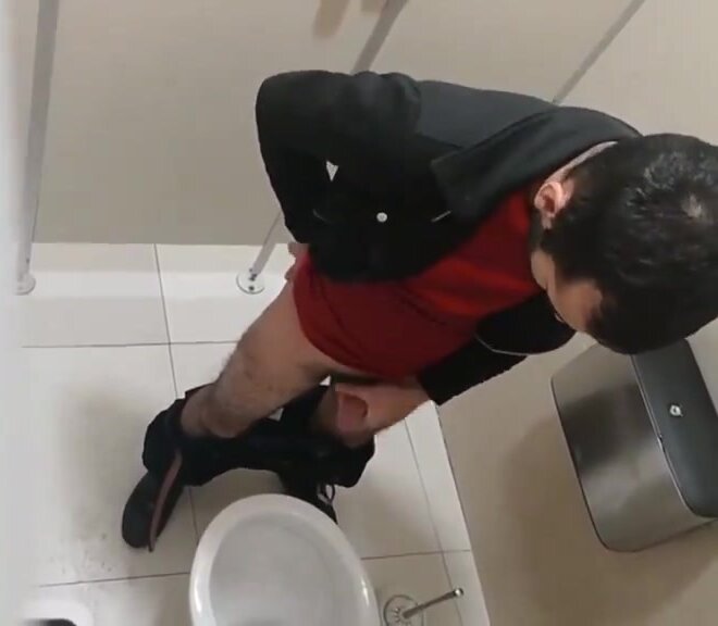 Hairy daddy caught jerking in the stall