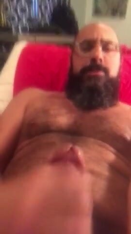 Bearded hairy daddy jacking his dick