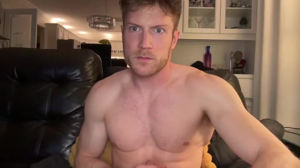 Uncut Canadian Muscled Guy Cums