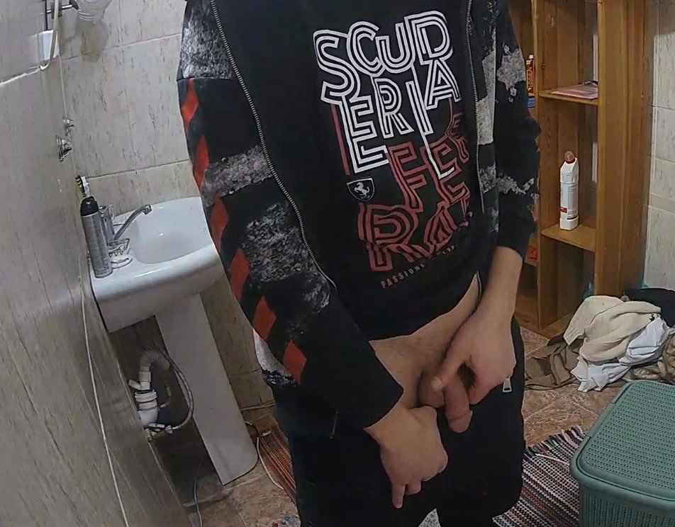 IP CAM - Russian boys peeing (COMPILATION) - Part 5