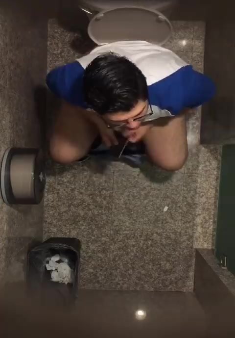 Man Shitting Public Restroom