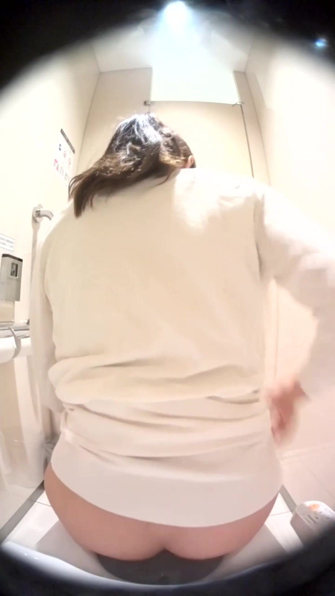 JPN woman poop dualcam/Bowlcam