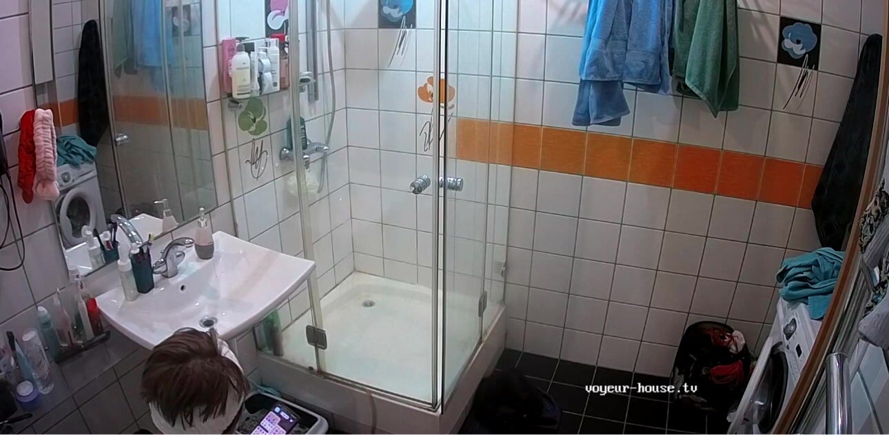 girl pooping toilet - video 11