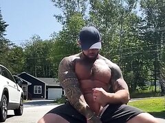 Muscle daddy cumming outside