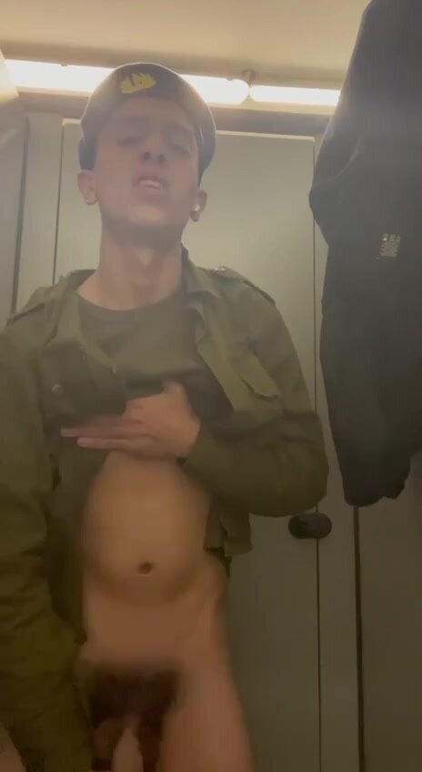 Hot israeli army boy jerk off and cum