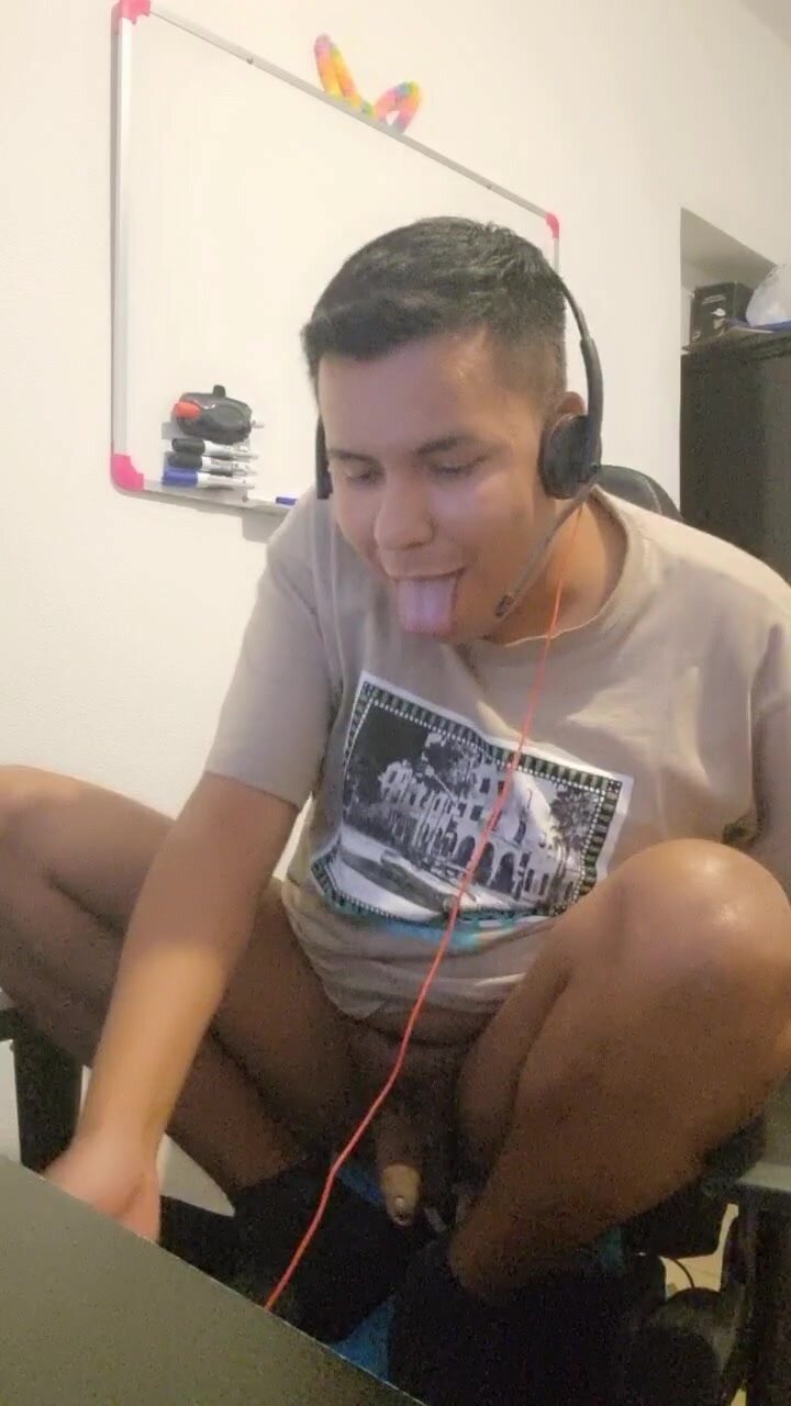 horny chubby mexican gooner bates during online meeting