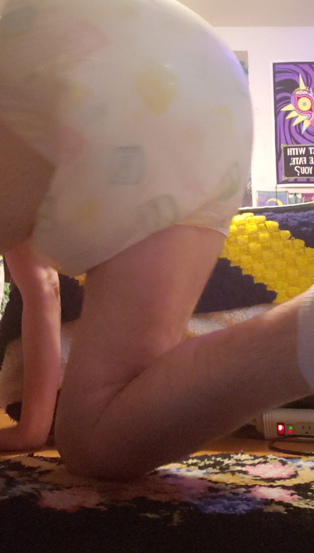 Super Bloated Saggy Diaper Jiggle & Smushing