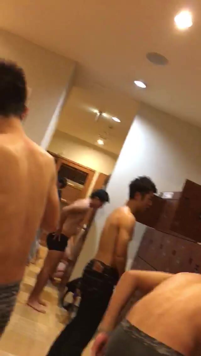 Japanese Guys in Locker Room4