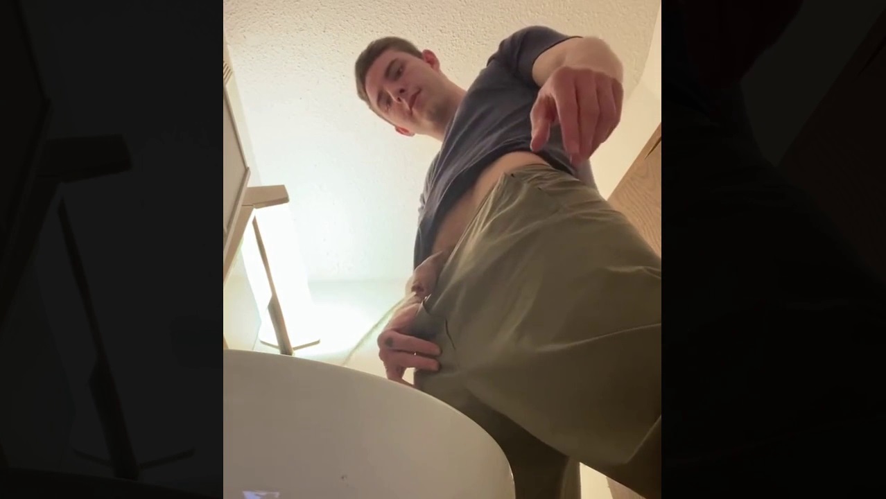 Hot Guys Pissing - Compilation
