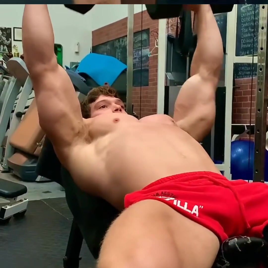Goon to Perfect Gym Muscle