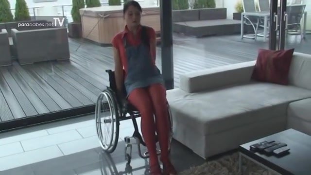 Paraplegic at home - video 2