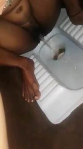 Indian women poop