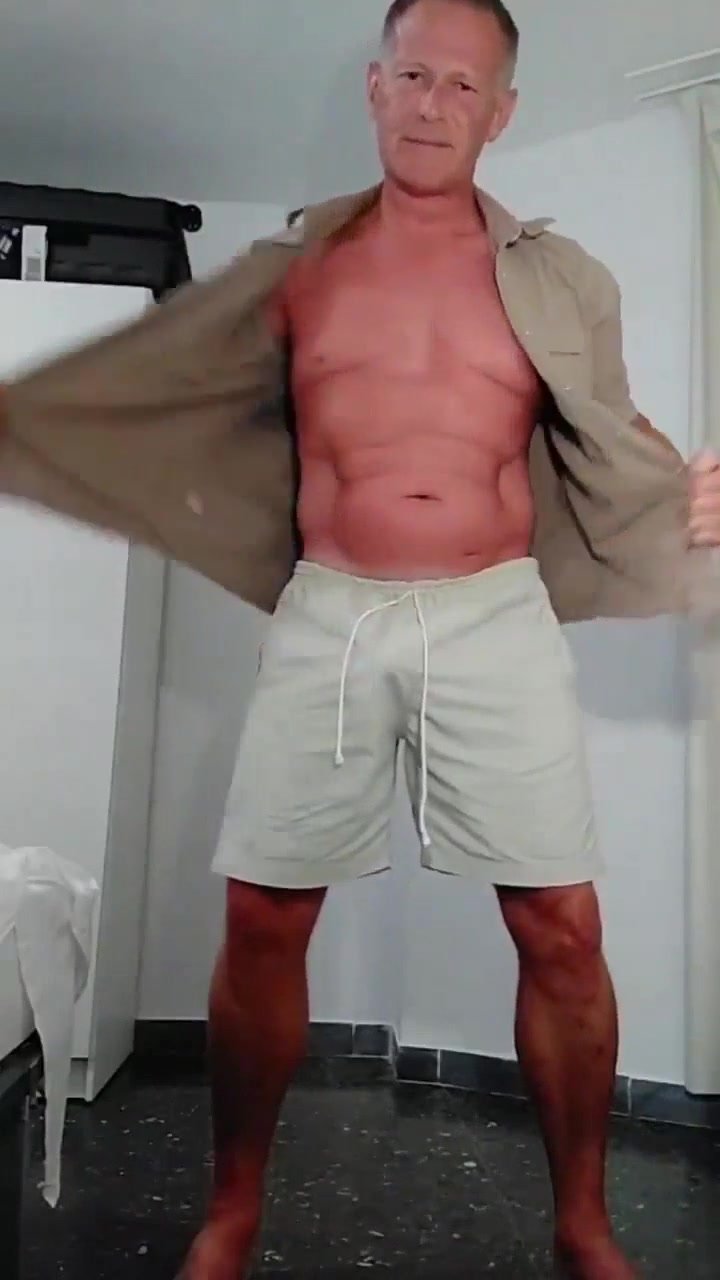 Holiday fun - video 3